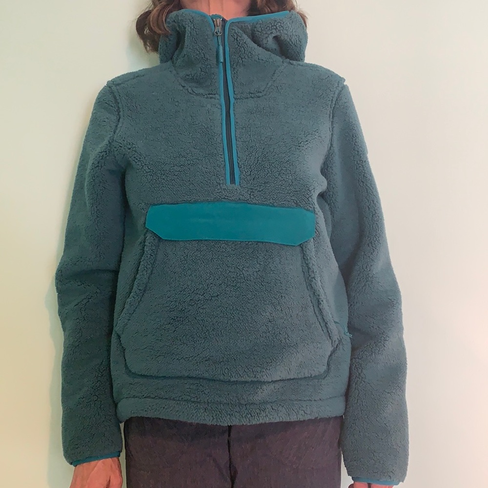 North Face Campshire hoodie!